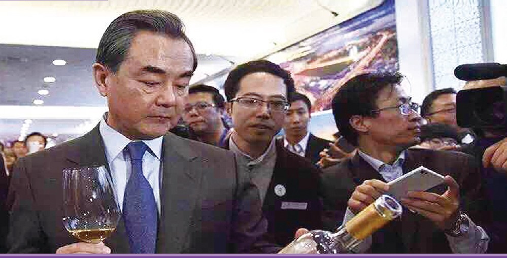 2016年3月2日，時(shí)任外交部部長(zhǎng)，現(xiàn)中共十九屆中央委員、國(guó)務(wù)委員、國(guó)務(wù)院黨組成員、外交部部長(zhǎng)王毅，在出席由外交部與寧夏聯(lián)合舉辦的“開(kāi)放的中國(guó)，從寧夏到世界”首場(chǎng)省區(qū)市推介活動(dòng)上，向全世界推介西夏王。